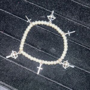 Silver Cross Charm‎ Pearl Bracelet